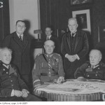 Delegacja weteranów powstania styczniowego deklaruje gen. Leonowi Berbeckiemu udział w Pożyczce Obrony Przeciwlotniczej, 1939-04 Warszawa